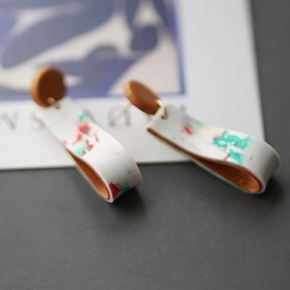 Summer Flower Statement Elegant Polymer Clay Earrings with plated gold stud loop - Picture 7 of 7